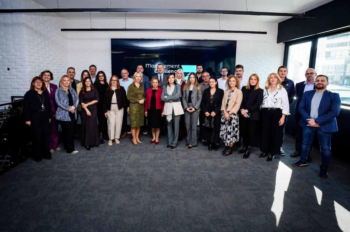 Express Courier dio treće generacije Management Excellence Award Programa